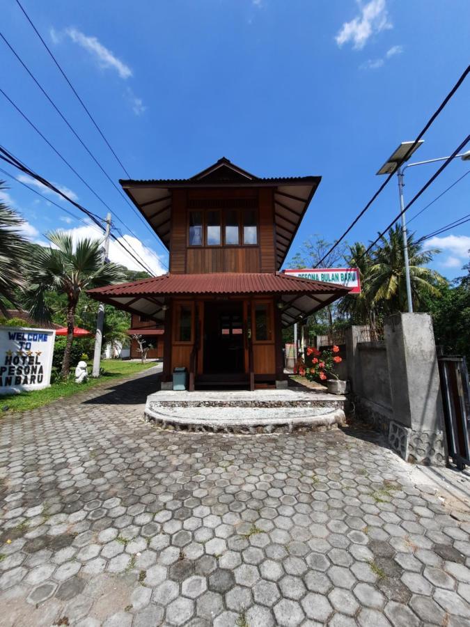 Hotel Besar Bulan Baru - Senggigi Exterior photo