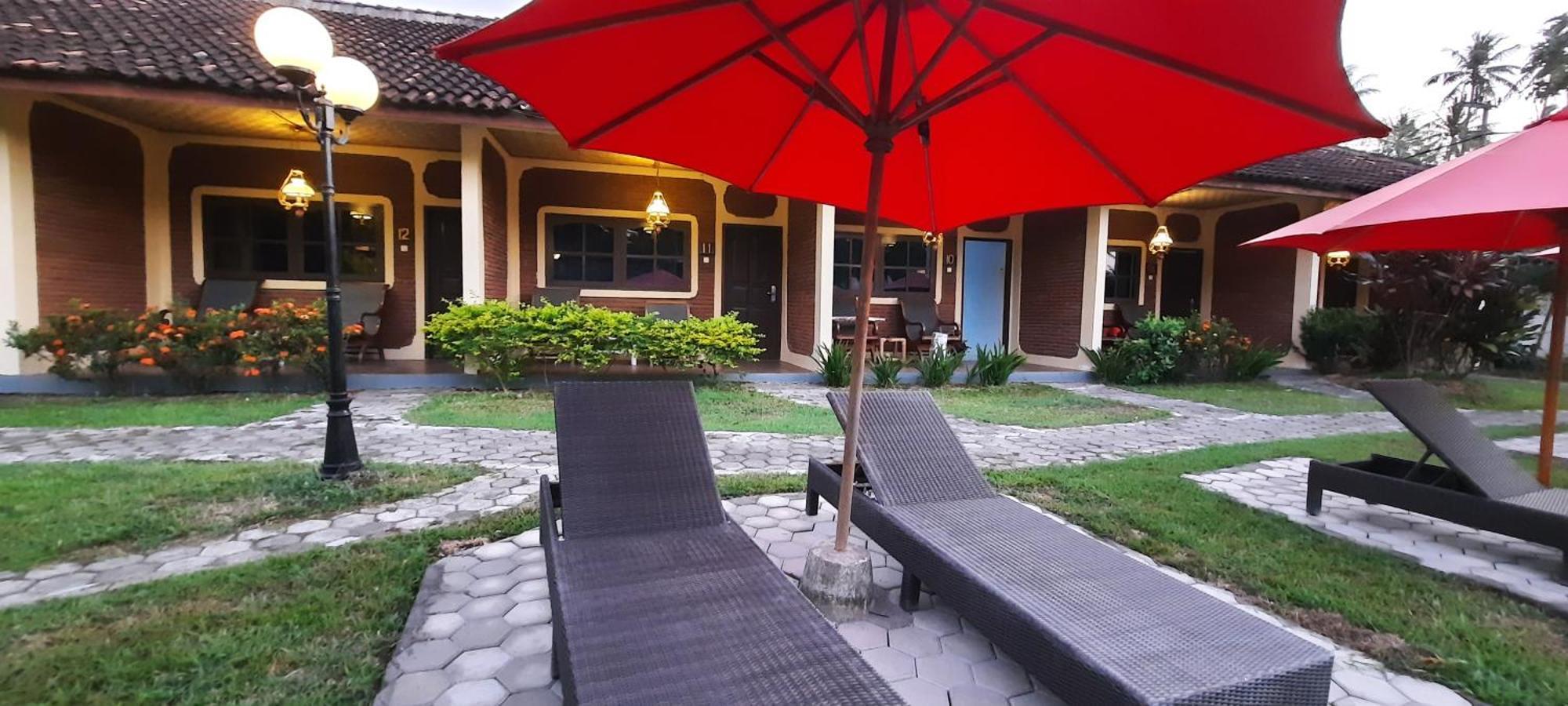 Hotel Besar Bulan Baru - Senggigi Exterior photo