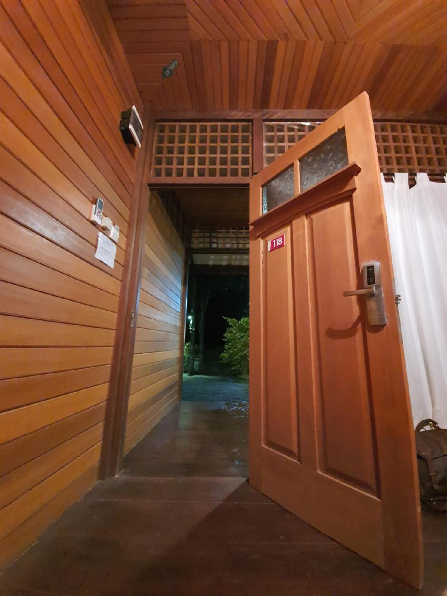 Hotel Besar Bulan Baru - Senggigi Exterior photo